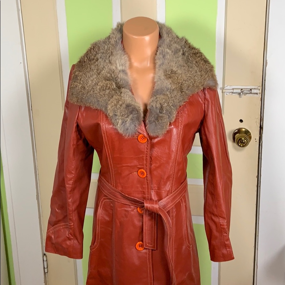 VINTAGE LEATHER COAT MADE IN URUGUAY RUST RABBIT